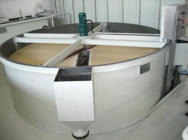 调整大小 image040.jpg 调整大小 image040.jpg